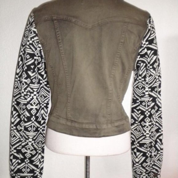 JESSICA SIMPSON MS SZ LARGE DARK OLIVE JACQUARD PRINT SLEEVES PIXIE DENIM JACKET - Picture 3 of 8